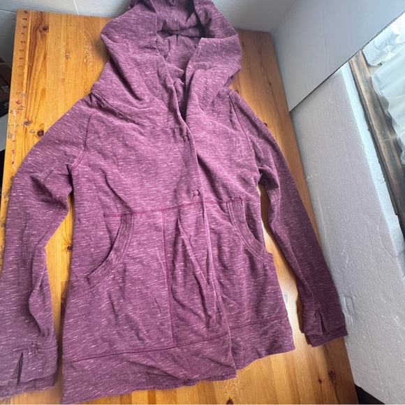 Lululemon maroon hoodie button closure size 4 - Picture 15 of 16
